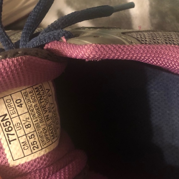 ❗️sale- price firm❗️ NWOT ASICS sneakers - Picture 5 of 5